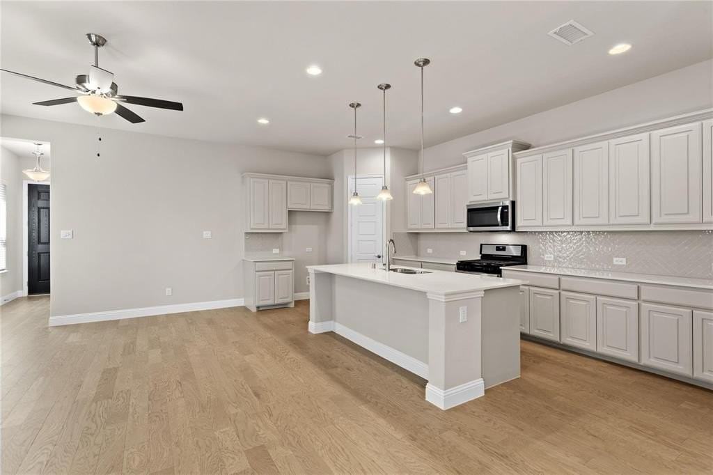 175 Mccartt Dr - Photo 2 of 22