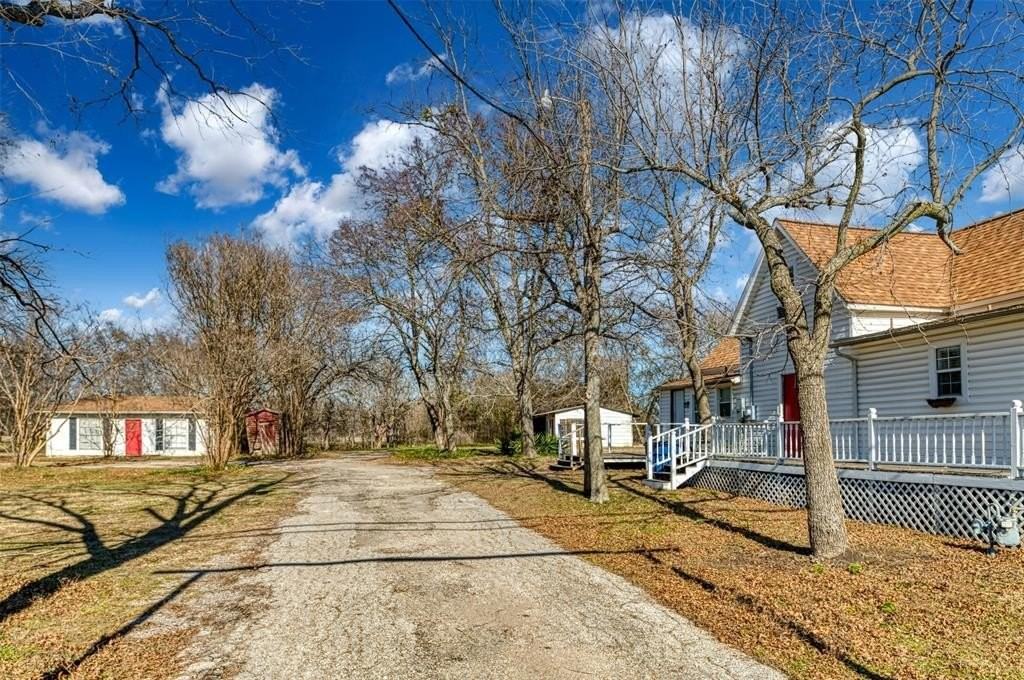 1831 E Melissa Rd - Photo 3 of 21