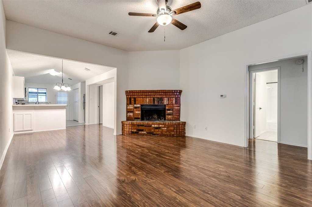 7829 Cardinal Ct - Photo 5 of 23