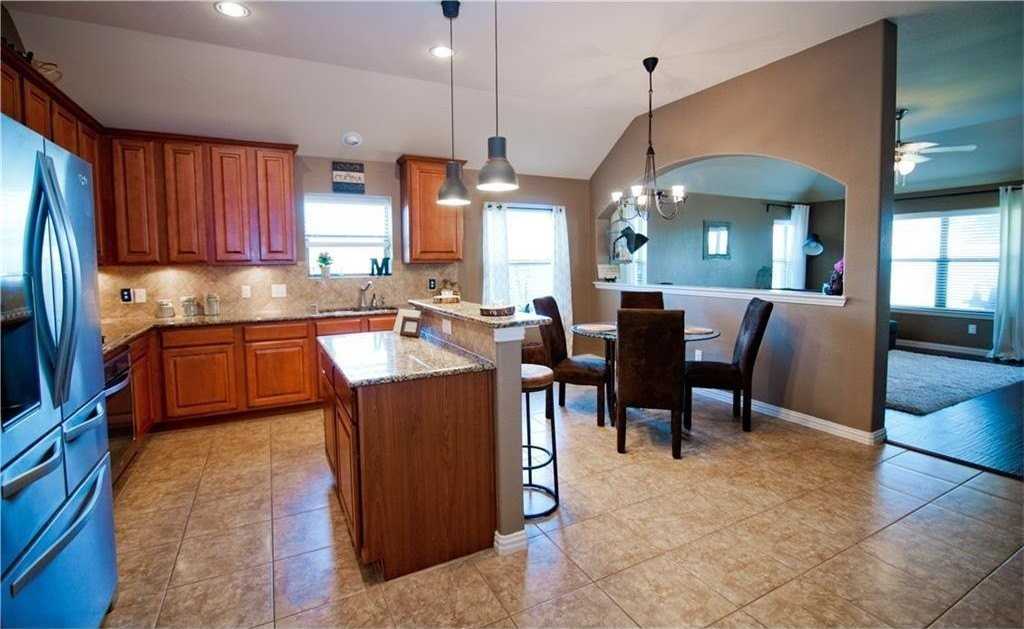 3340 Lone Tree Ln - Photo 5 of 26