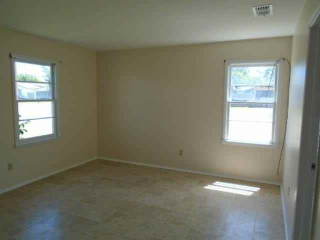 2801 S 27th St - Photo 2 of 14