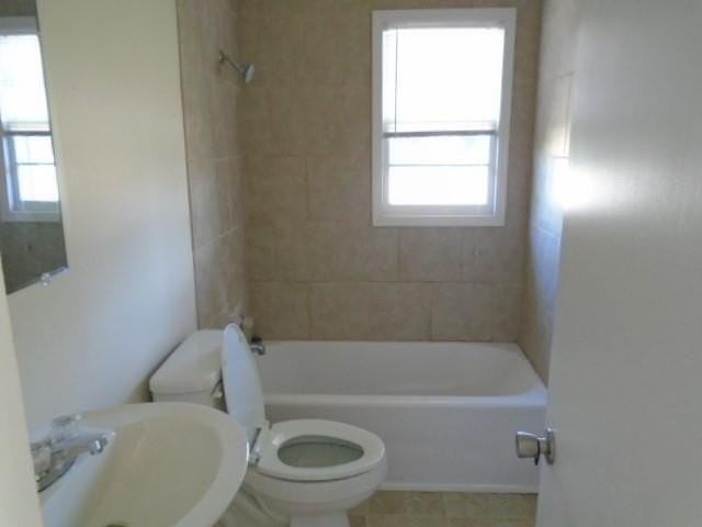 2801 S 27th St - Photo 6 of 14