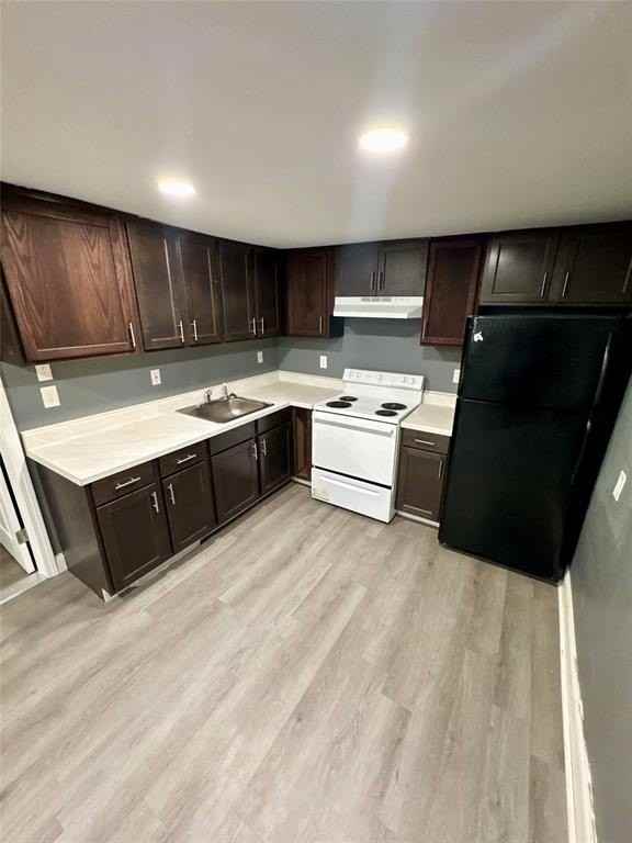 1501 1/2 Clover St - Photo 3 of 4