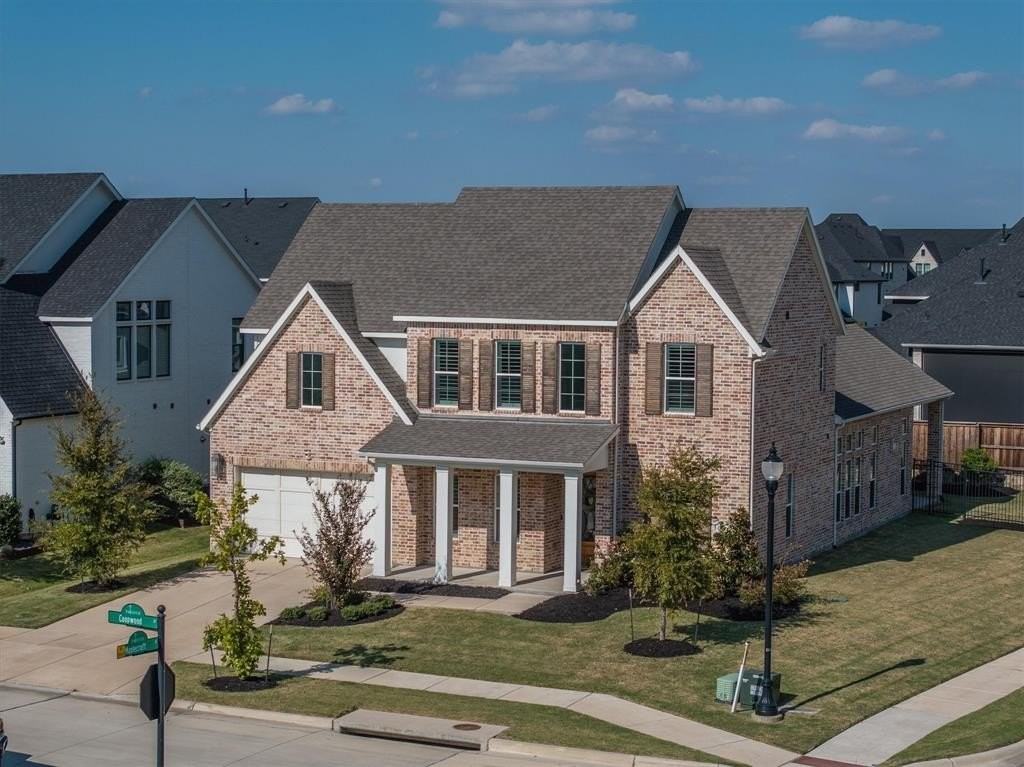 4200 Coopwood Dr - Photo 2 of 40