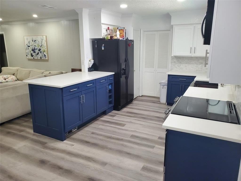 1717 15th Pl - Photo 6 of 12