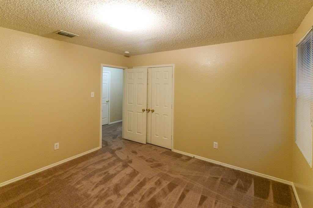 1508 Honey Bee Ln - Photo 6 of 16
