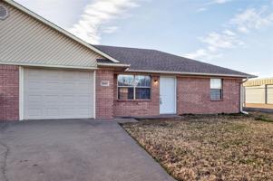 featured image of 2507 Beverly Ln