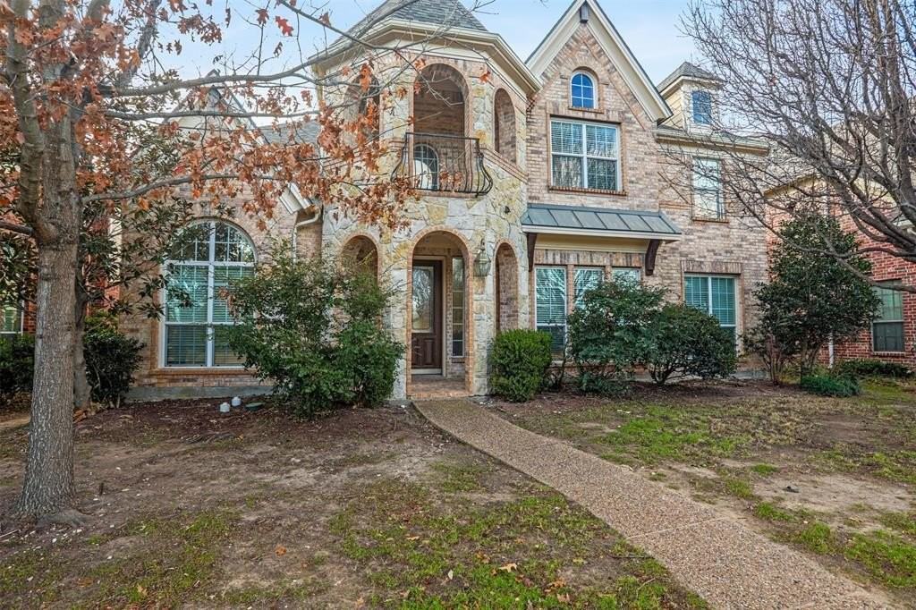 1702 Tulare Dr - Photo 2 of 36