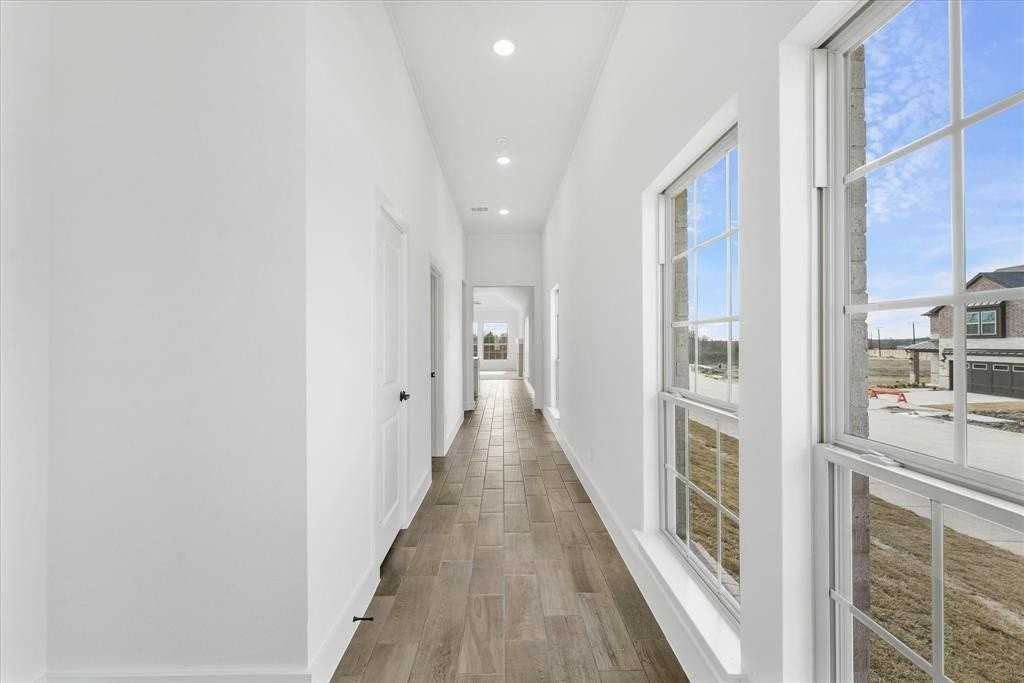 3113 Summer Rain Ln - Photo 5 of 38