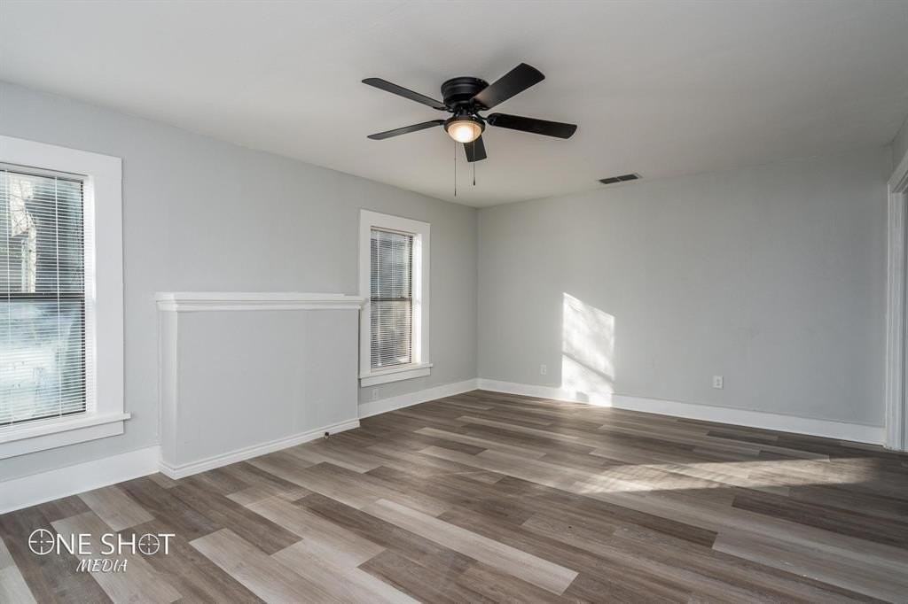 842 Grand Ave - Photo 7 of 34