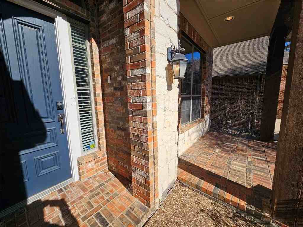 3513 Silverwood Ct - Photo 2 of 30