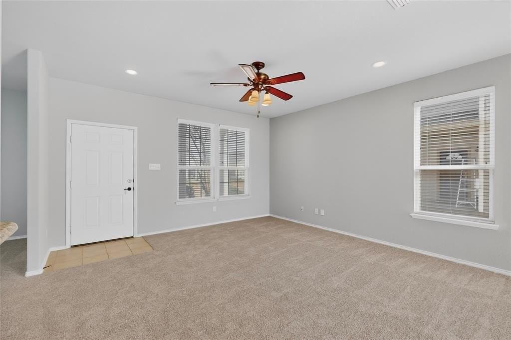 9008 Cape Cod Blvd - Photo 7 of 38