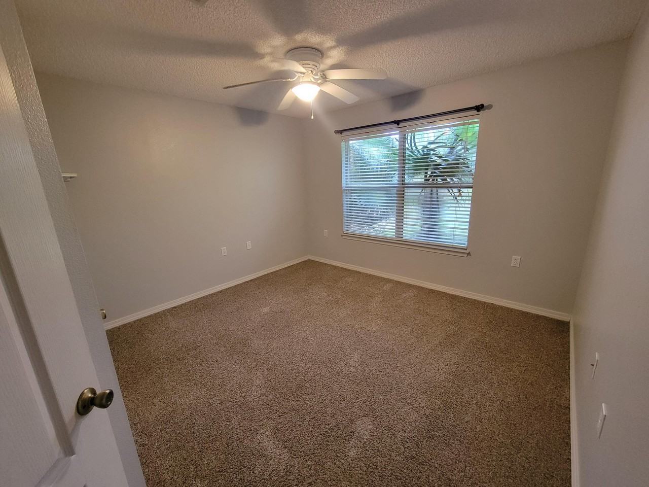 6476 Sailport Cv - Photo 5 of 18