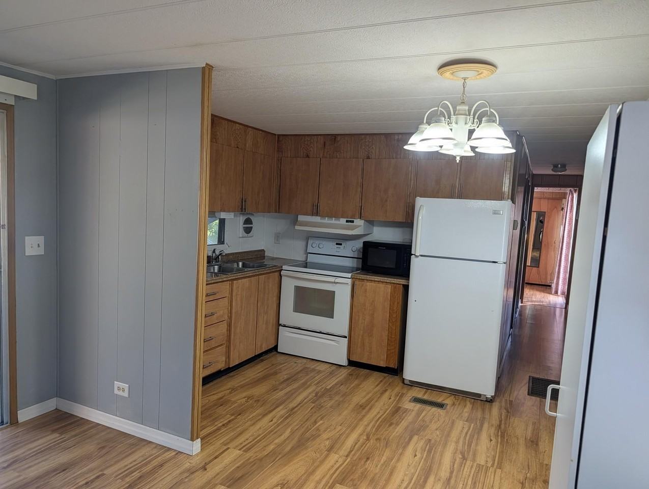 74 Lone Pine Ave #74 - Photo 6 of 9