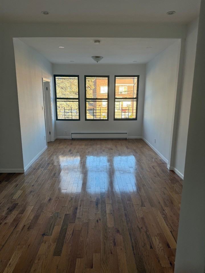 Bronxdale Ave #2 - Photo 3 of 12