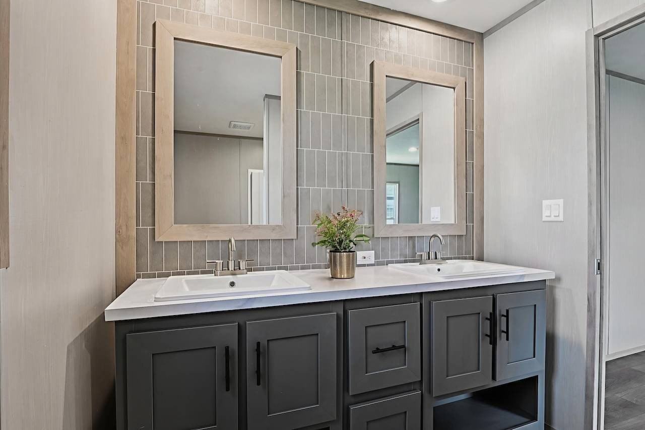 1612 American Dr - Photo 7 of 13