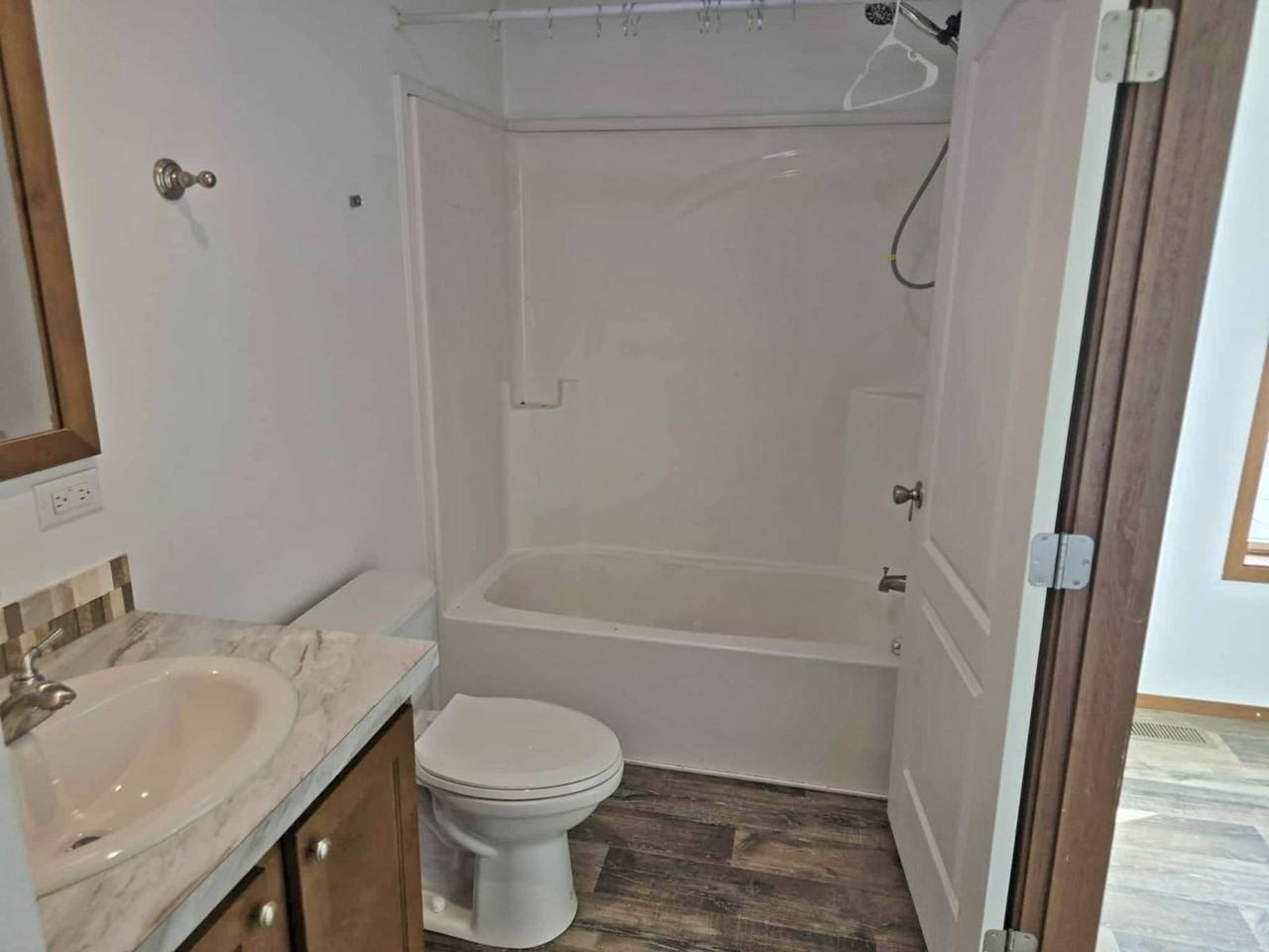 45 Lincoln Ave #45LL - Photo 7 of 12