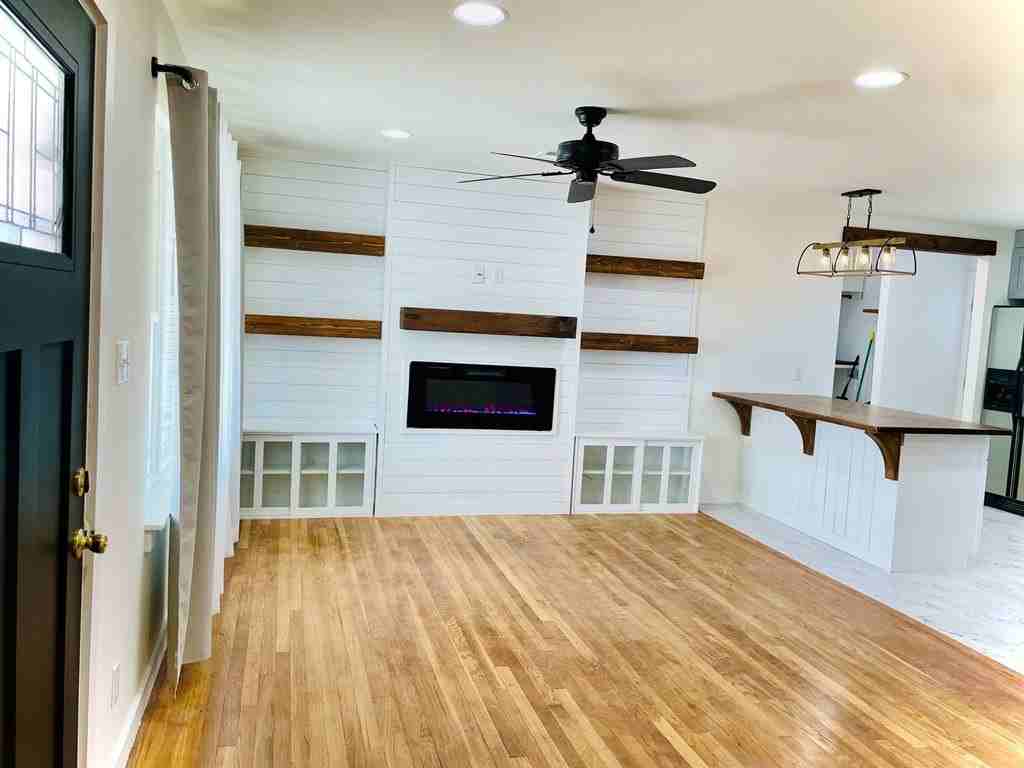 311 Sw 10th St - Photo 2 of 22