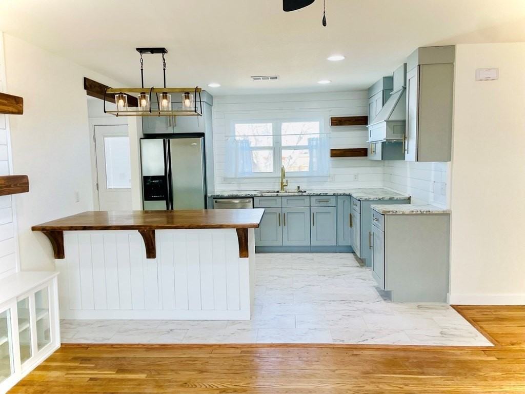 311 Sw 10th St - Photo 4 of 22