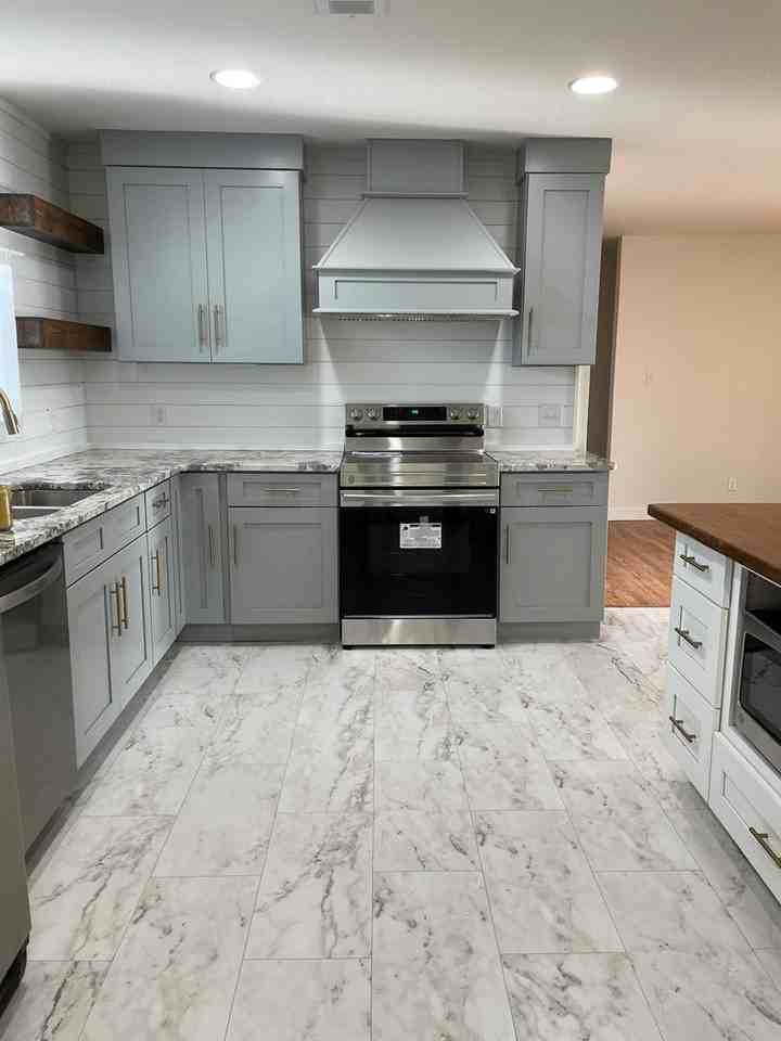 311 Sw 10th St - Photo 5 of 22