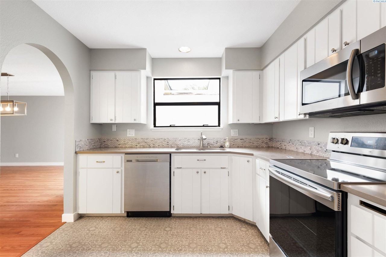 2026 Venturi Ct - Photo 6 of 18