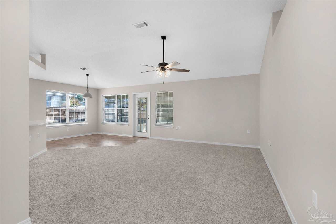 6463 Sailport Cv - Photo 4 of 50