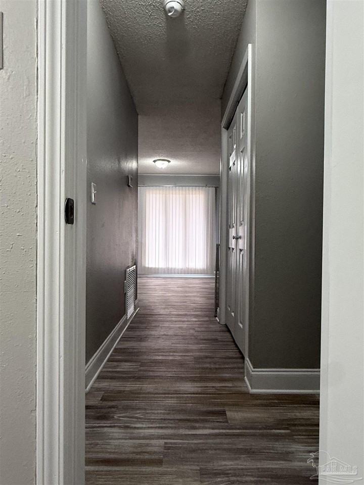 1425 Toni St #B - Photo 5 of 20