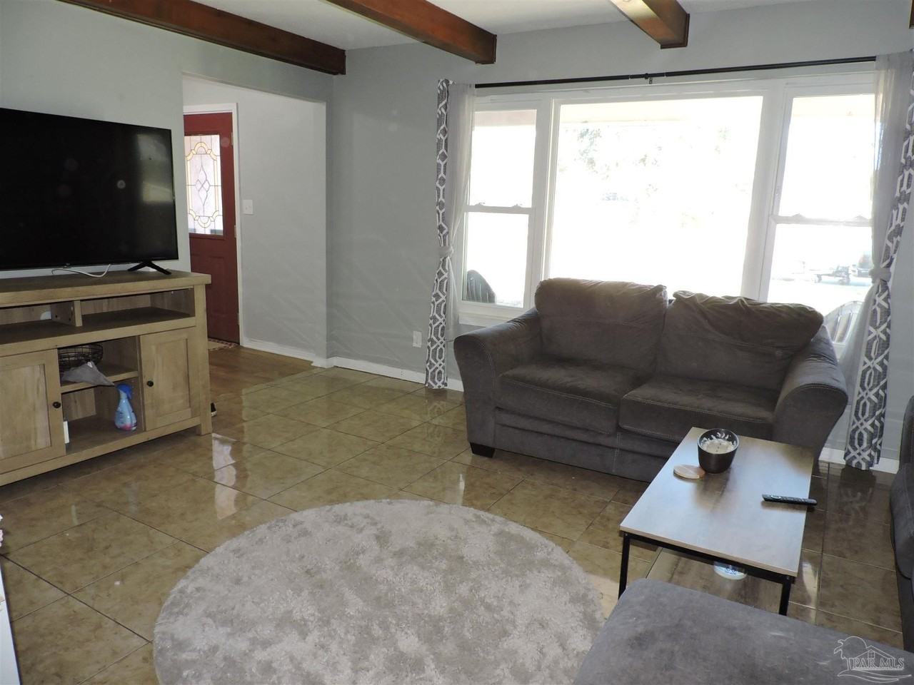 435 Belle Chasse Dr - Photo 4 of 22