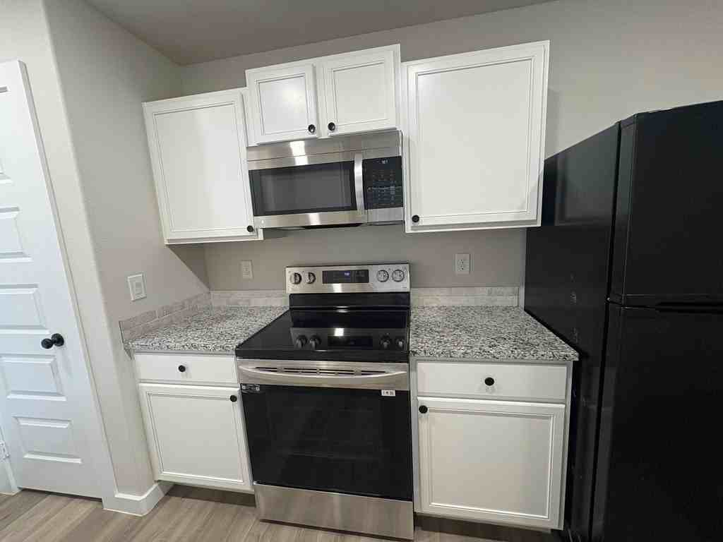 2016 Inks Lake Ln - Photo 7 of 12