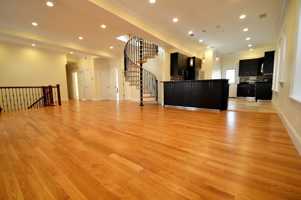 featured image of 74 Browne St #4