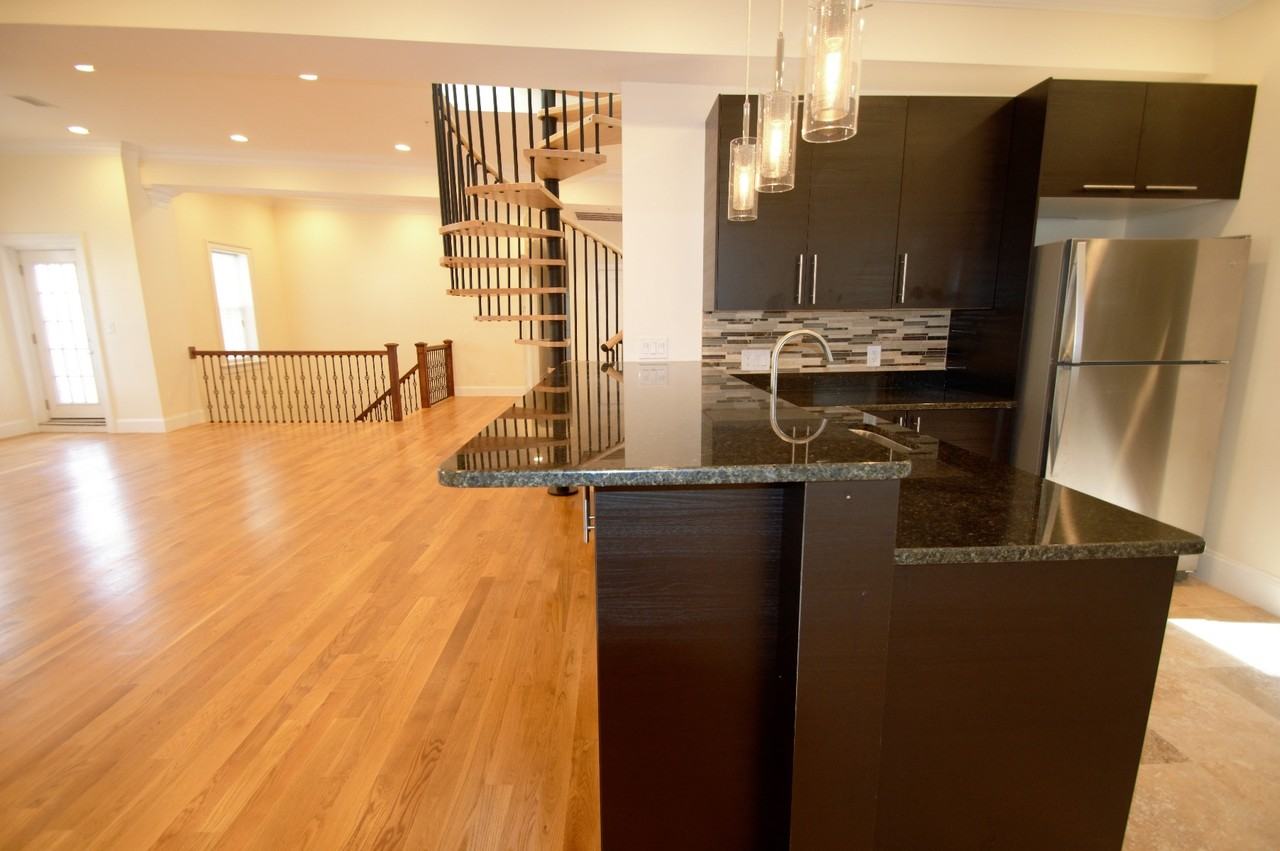 74 Browne St #4 - Photo 5 of 21