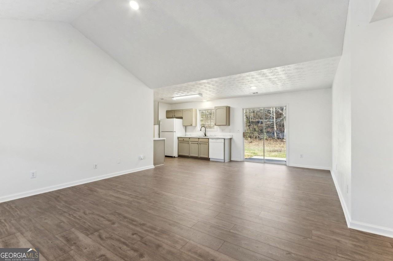 410 Shenandoah Ct - Photo 7 of 34