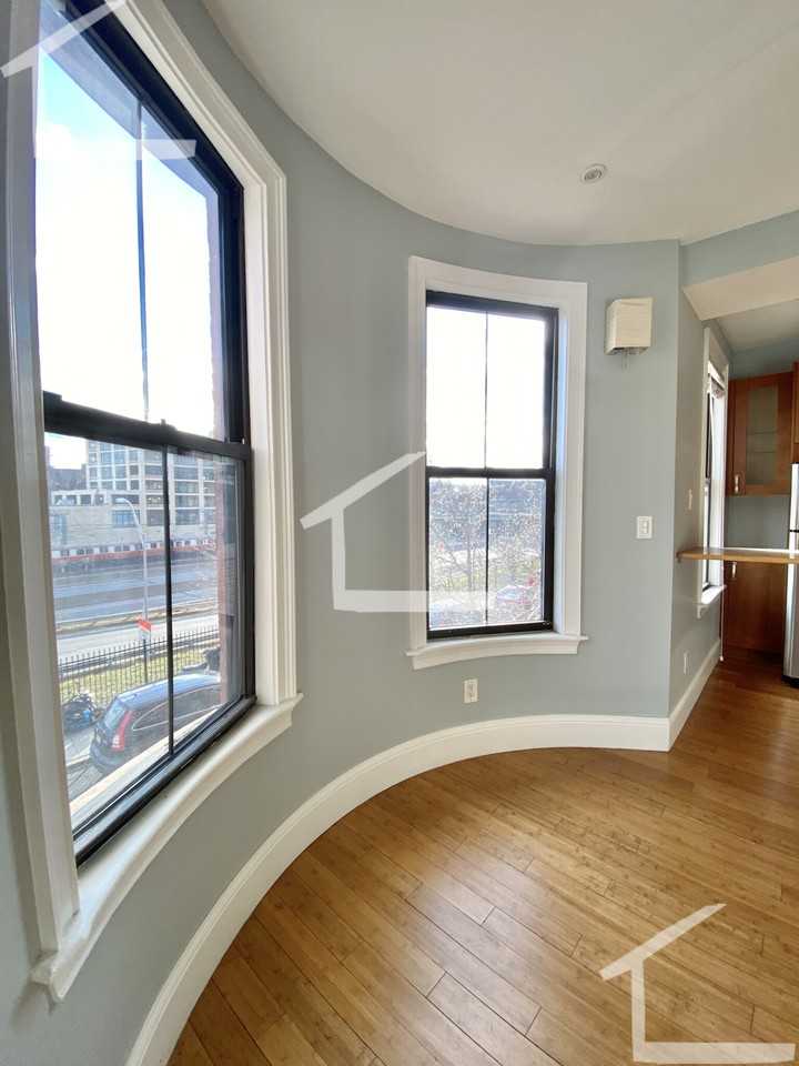 9 Cortes St #3 - Photo 7 of 36