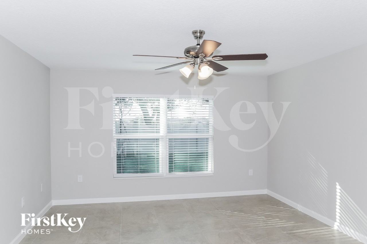 437 Earheart Dr - Photo 6 of 15