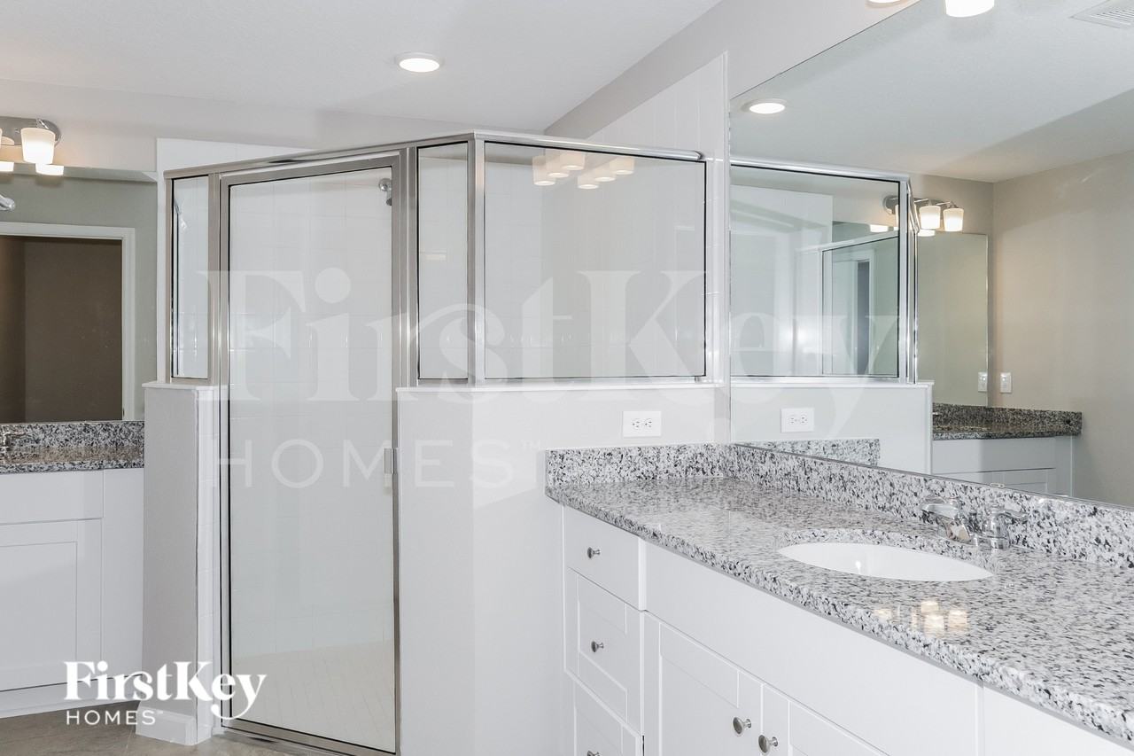 437 Earheart Dr - Photo 7 of 15