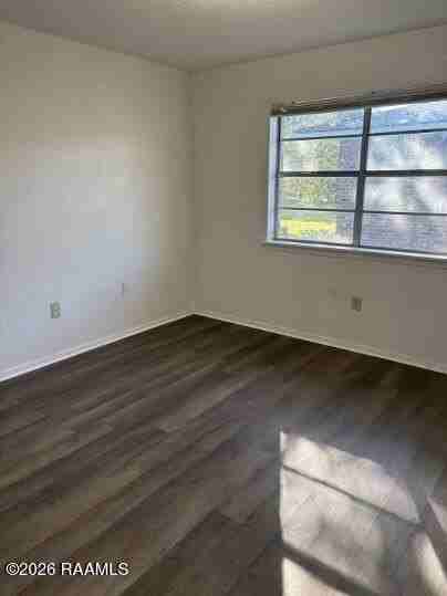 501 Darby Ln #117 - Photo 5 of 7