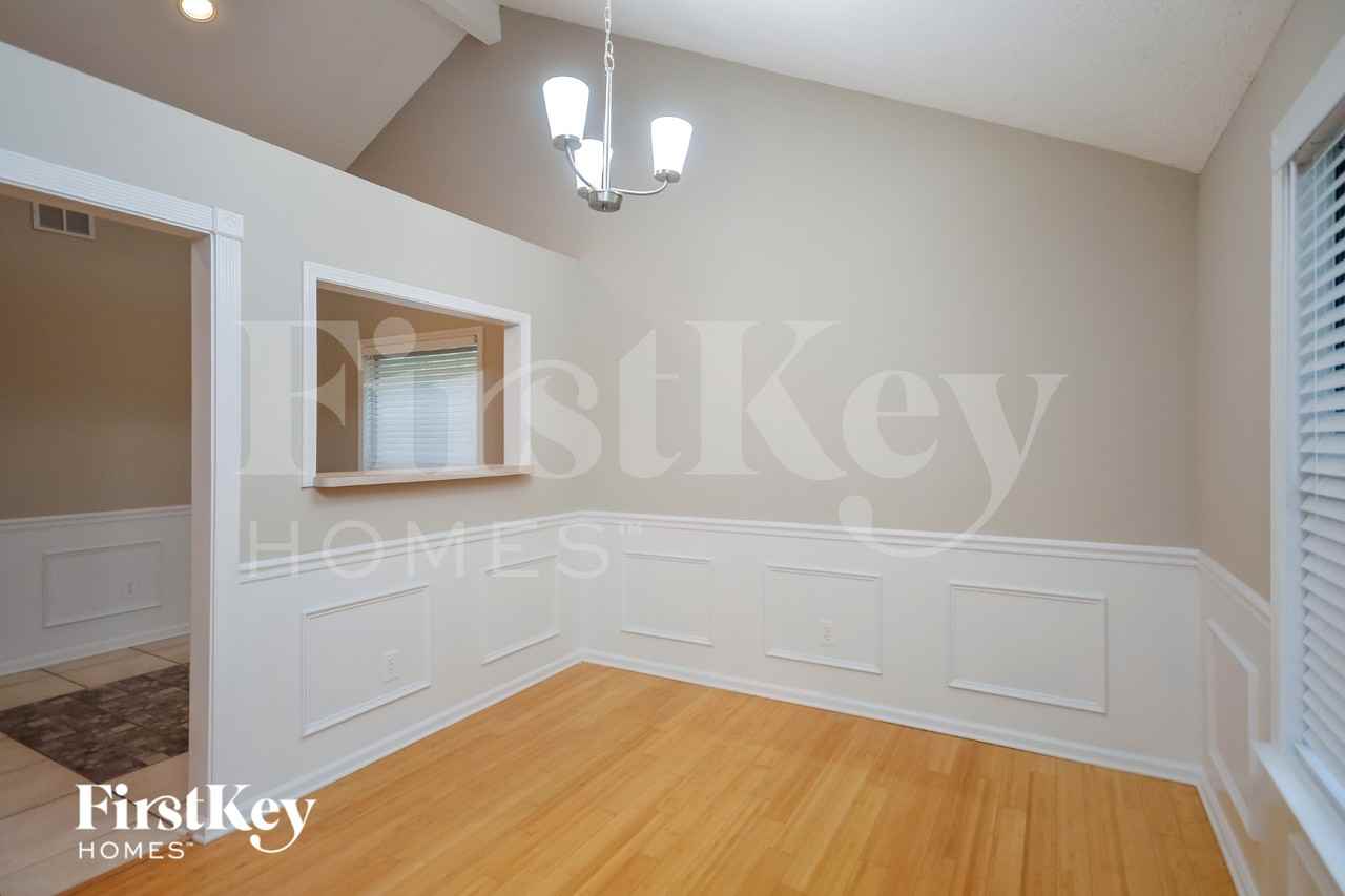 1727 Boulder Cv - Photo 4 of 15