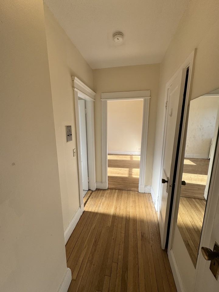 1148 Commonwealth Ave #38 - Photo 5 of 10