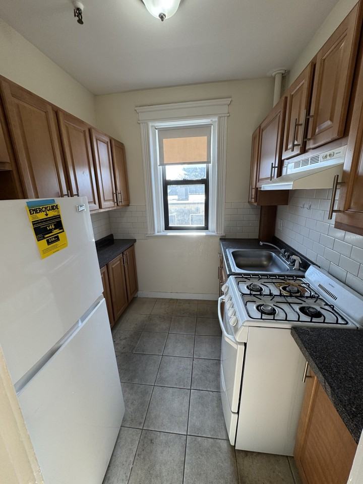 1148 Commonwealth Ave #38 - Photo 7 of 10