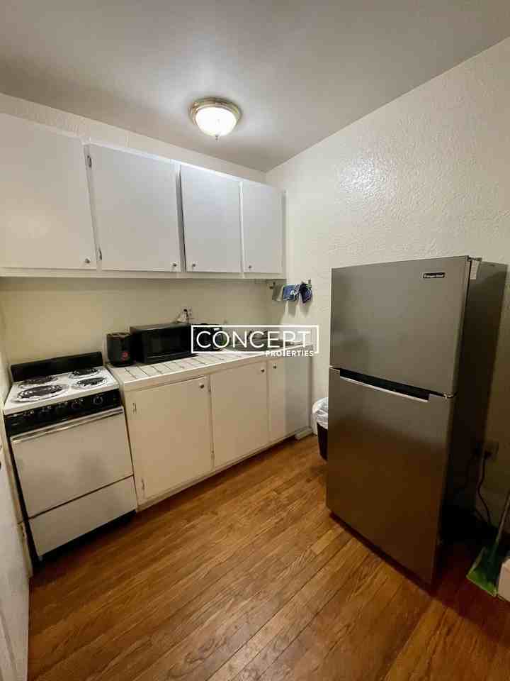 72 Revere St #1F - Photo 2 of 13