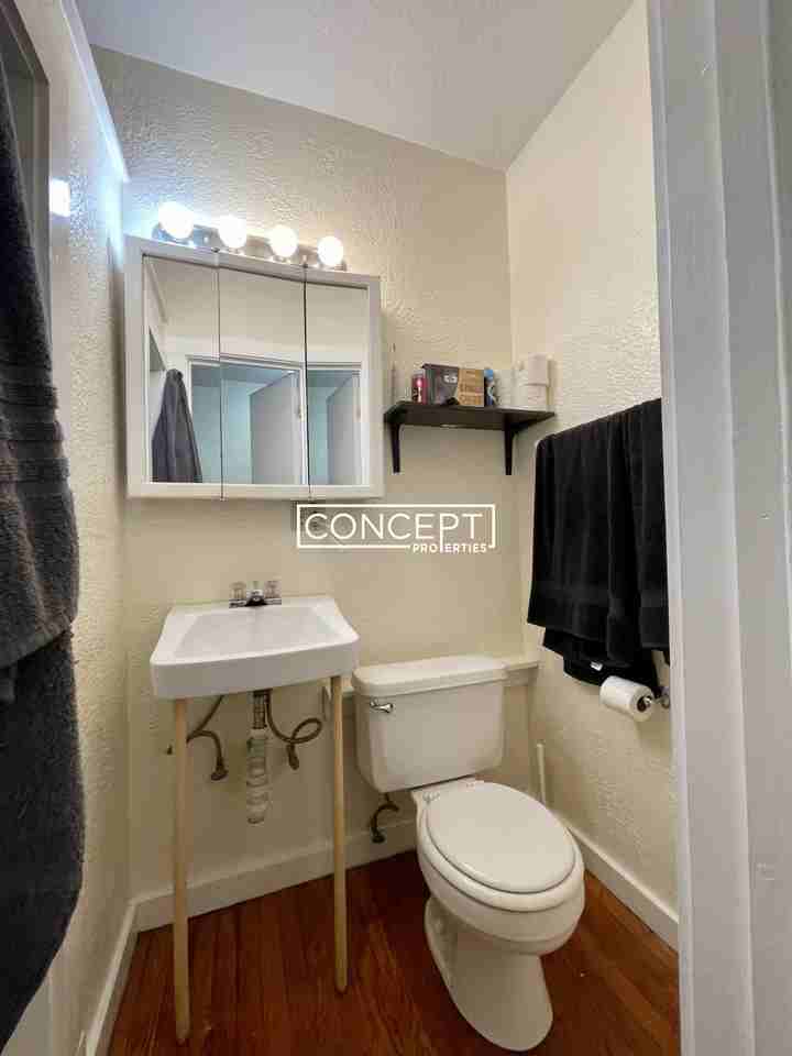 72 Revere St #1F - Photo 4 of 13