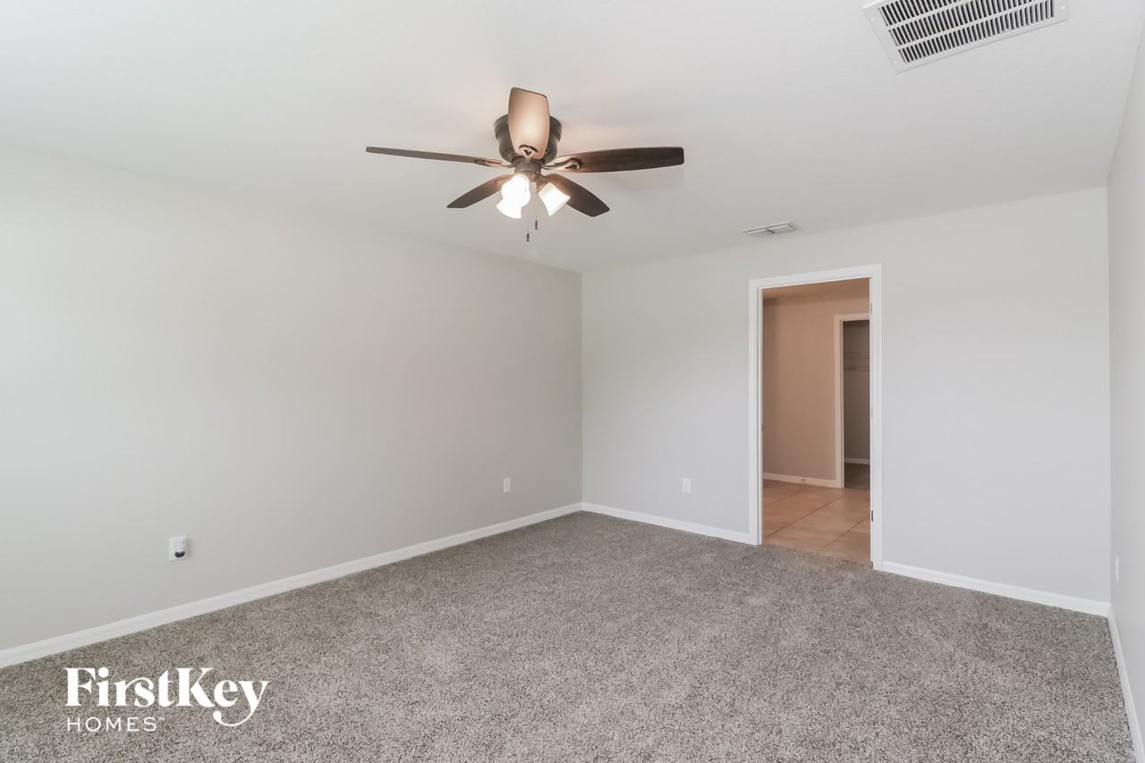 10621 Standing Stone Dr - Photo 7 of 15