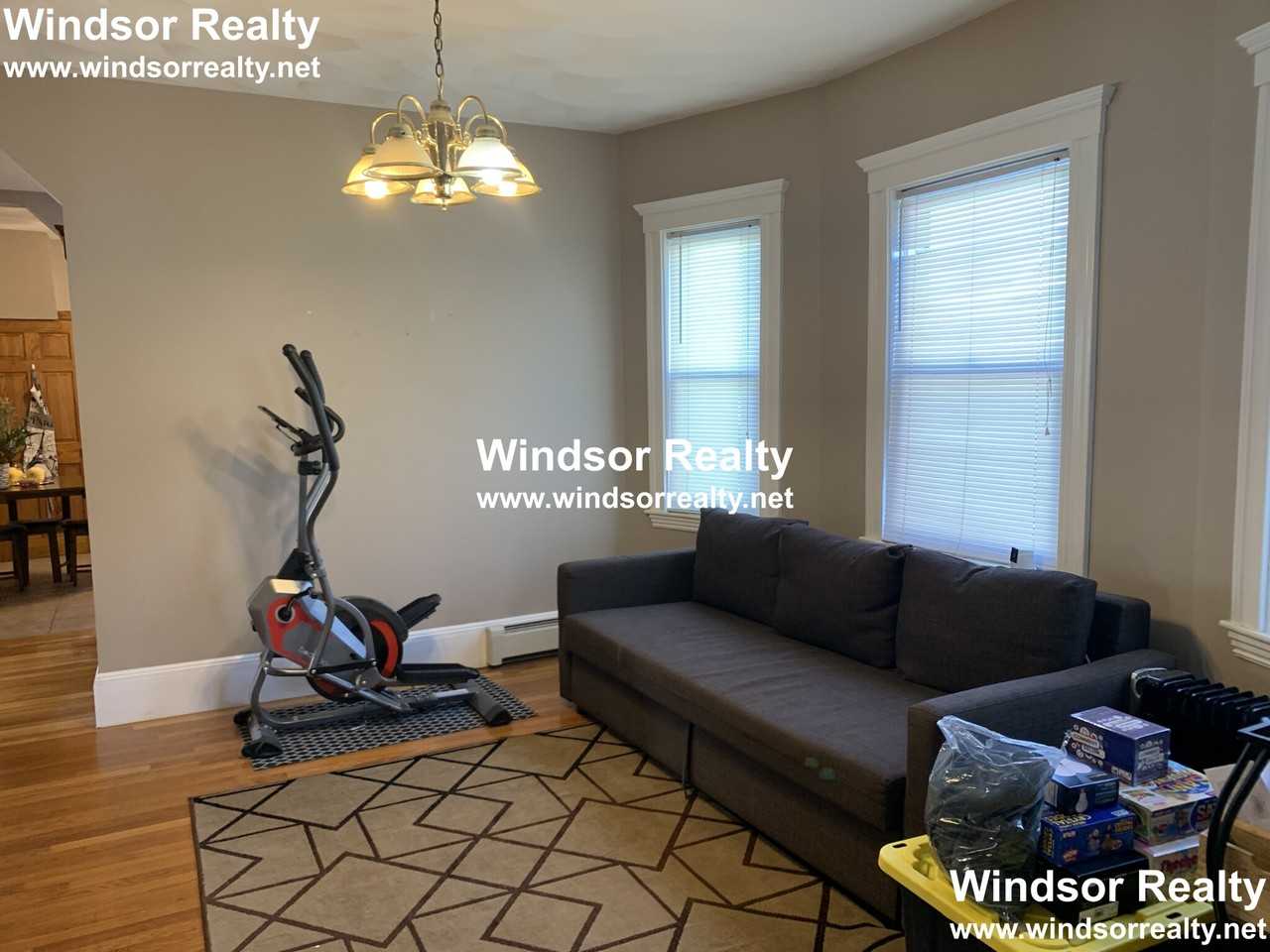 W Quincy St #2 - Photo 3 of 16