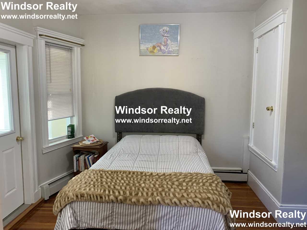 W Quincy St #2 - Photo 6 of 16