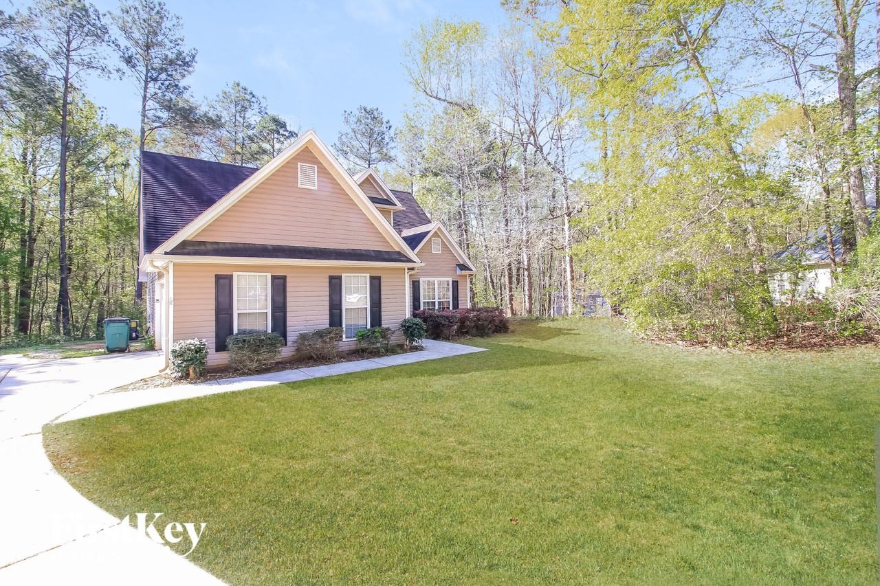 531 Judith Ct - Photo 2 of 15