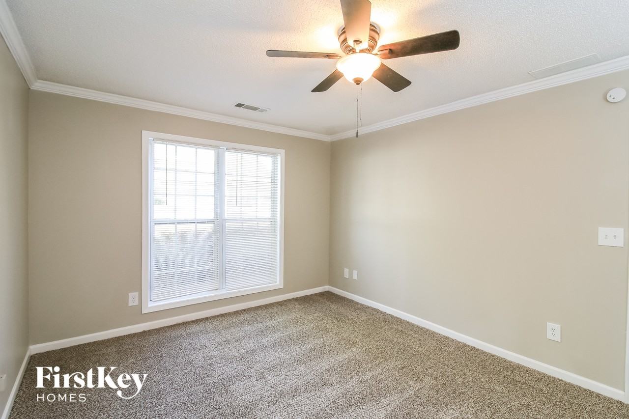 531 Judith Ct - Photo 7 of 15