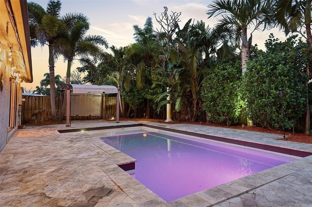 4700 Ne 3rd Ter - Photo 6 of 8