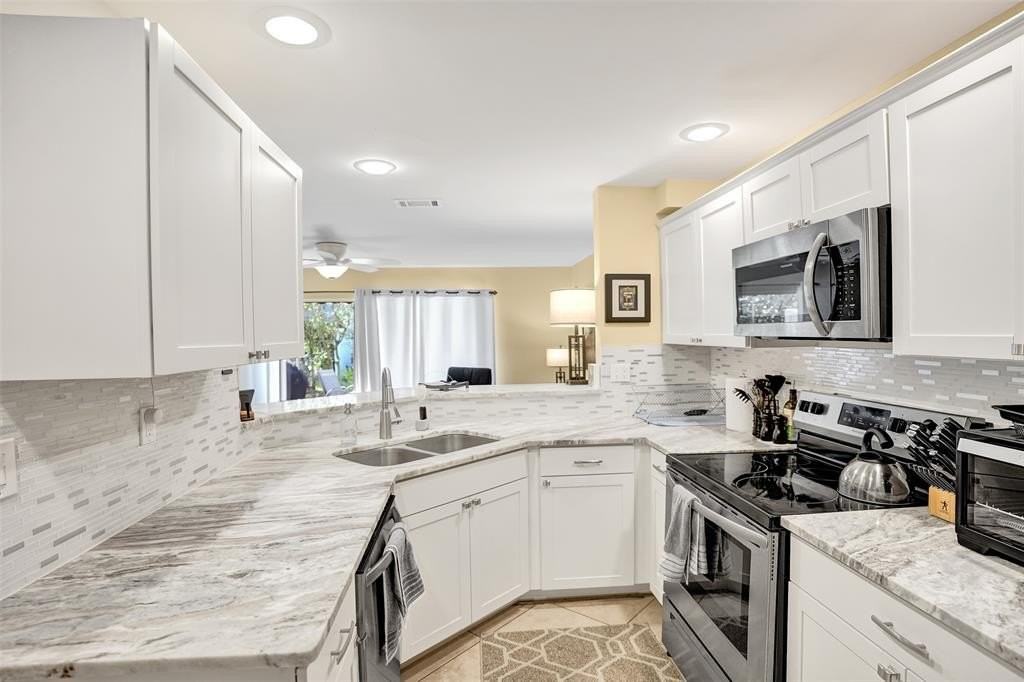 21376 Pagosa Ct - Photo 3 of 13