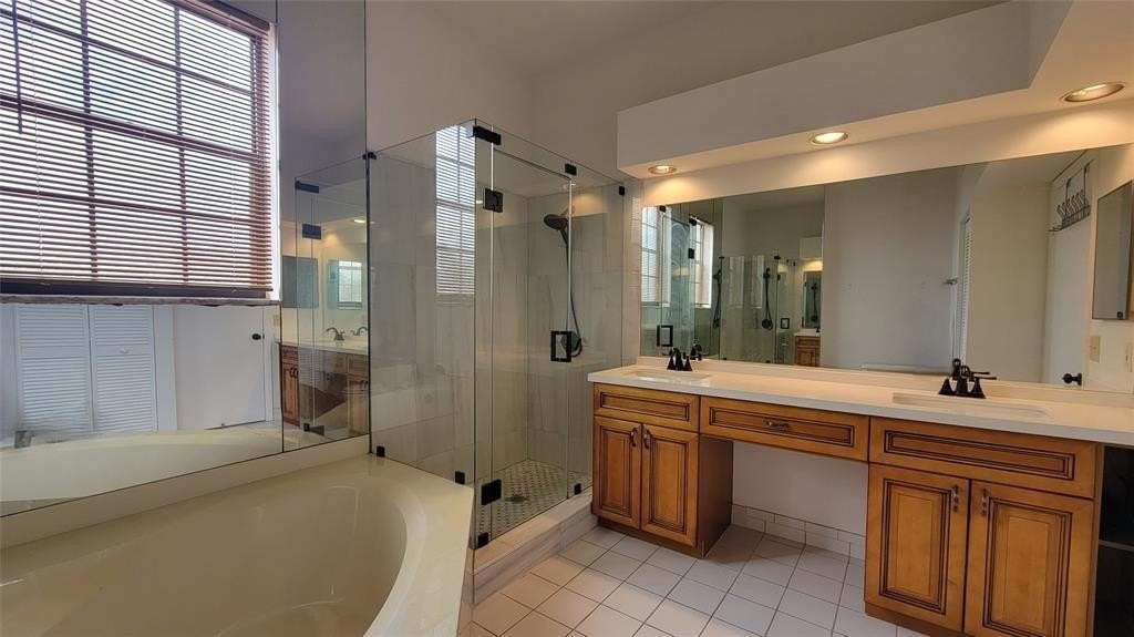 401 Sw 158th Ter #205 - Photo 3 of 4