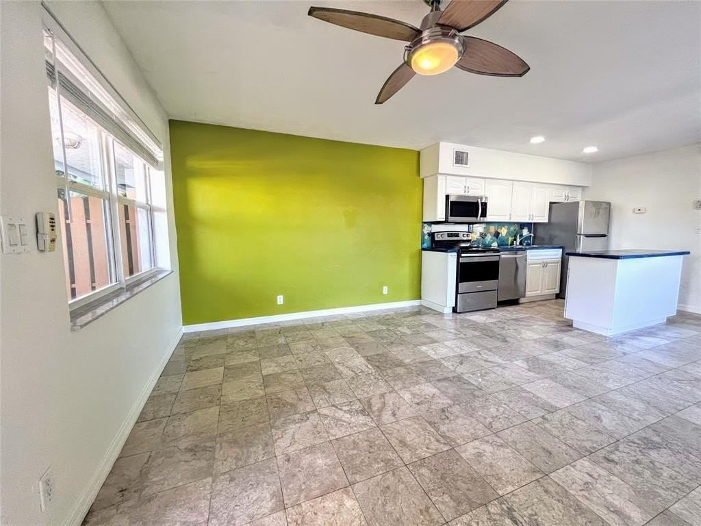 758 Ne 13th Ct #1 - Photo 6 of 29